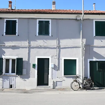 Se212 - Senigallia, Delizioso Bilocale In Centro Con Corte Esclusiva * Senigallia