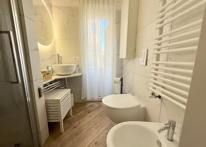 Se212 - Senigallia, Delizioso Bilocale In Centro Con Corte Esclusiva Appartamento *